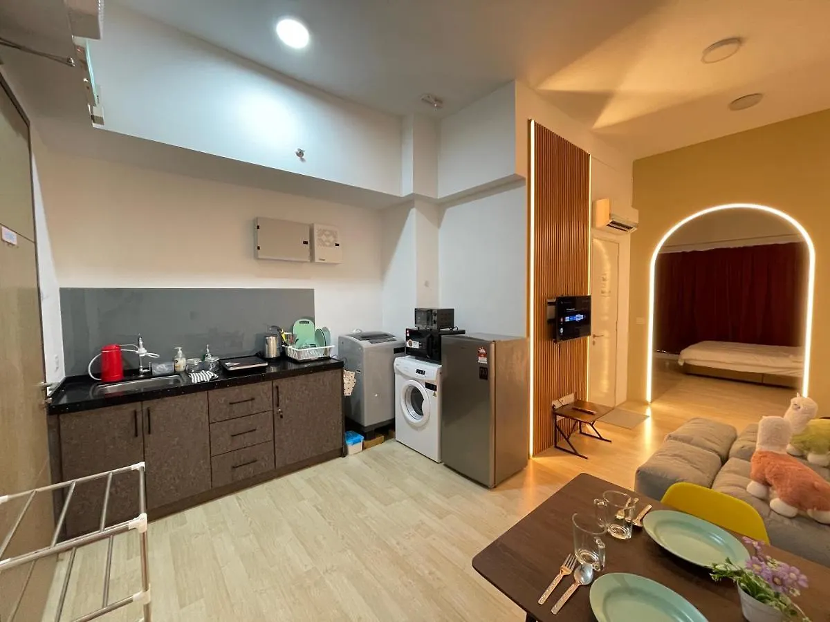 Pavillion Suite @ Bukit Jalil; 4Pax Kuala Lumpur Apartment